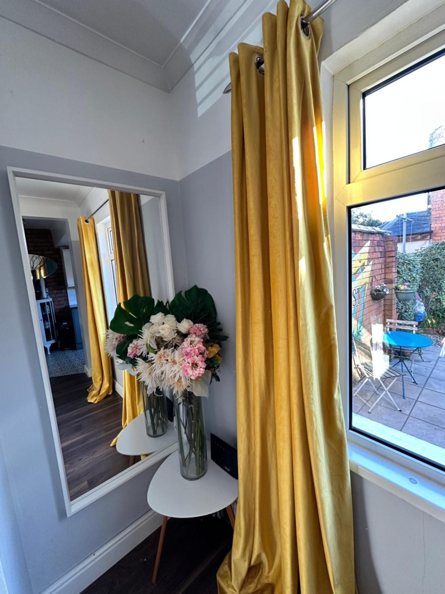 Cosy Two Bed Terraced House 7Min Drive From City Belfast Exterior photo